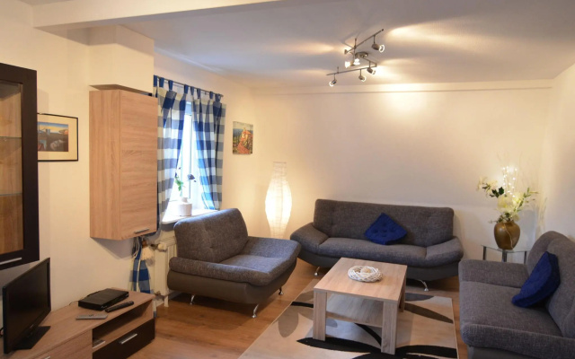 Inviting Apartment in Elpe with Garden