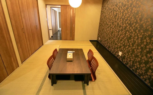 Sakuragawa no Nakatsu House near Umeda/Osaka station