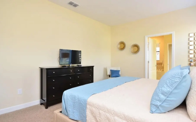 1424 Rolling Fairway Drive