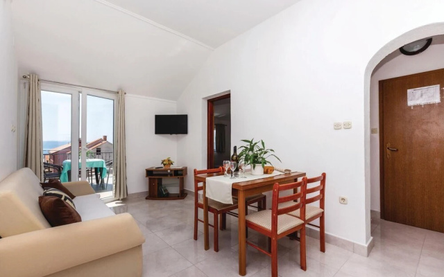 Beautiful Home in Crikvenica With Wifi and 2 Bedrooms