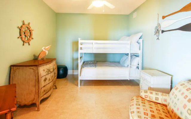 Unit with Wraparound Balcony - Crb0315