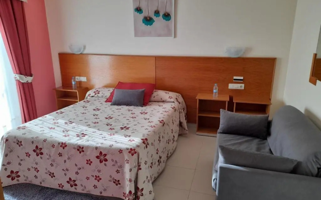 Hotel Valdoviño Express