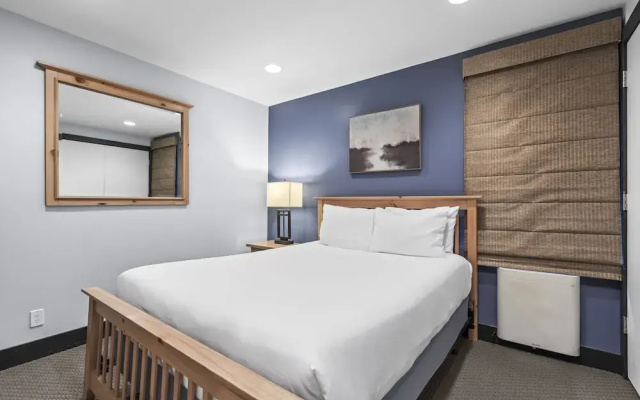 Snow Flower 126 2 Bedroom Condo