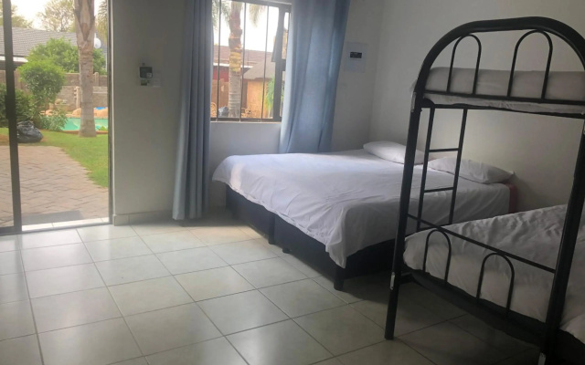 Africaren Budget Stay
