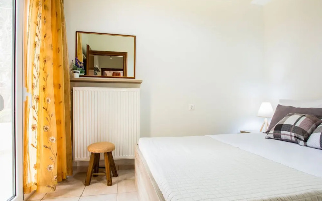 Delightful Farmhouse in Aski with Garden
