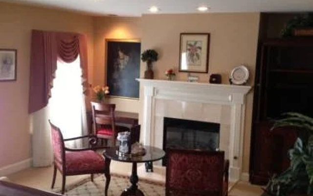 The Doylestown Inn