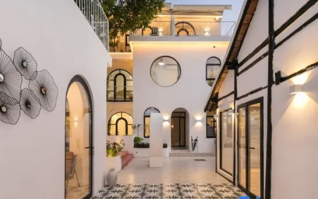 Shanghai Zuoxi Holiday Villa