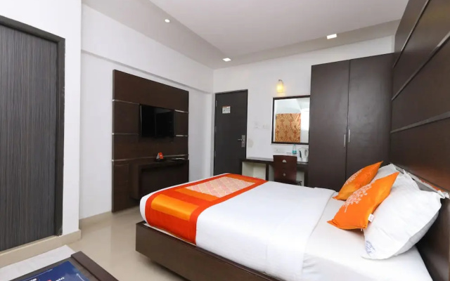 OYO 15714 Nachiappa Residency