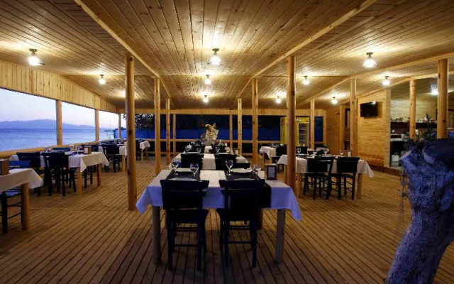 Zena Beach Bungalows