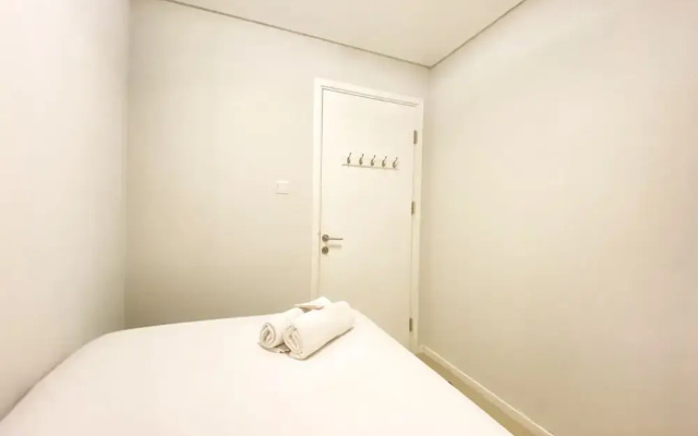 Comfy And Modern 2Br Apartment At Parahyangan Residence