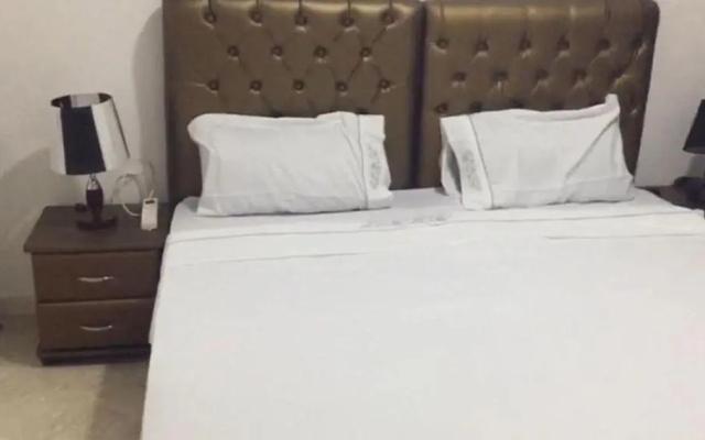 Rooms 4 Star