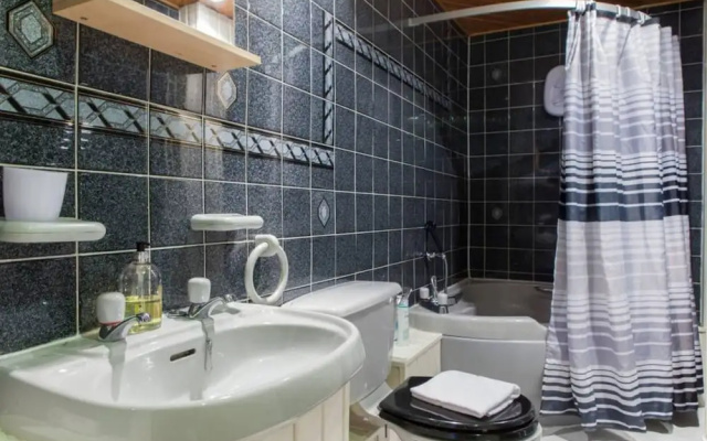 2 Bedroom Flat With Skyline Views