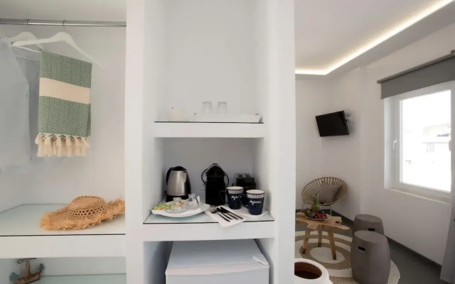 Jonaz Rooms & Suites