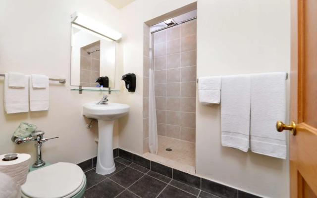Americas Best Value Inn Mayflower