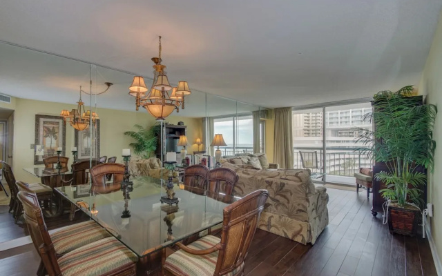 South Hampton 503 2br 2ba Oceanview 2 Bedroom Condo by RedAwning