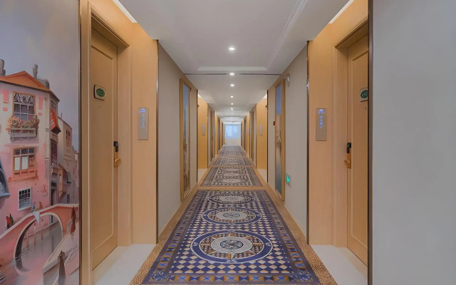 Vienna Hotel (Anhui Huangshan Shexian Ancient City, Hetai International City)
