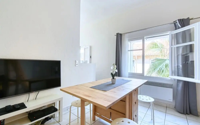 Chic Minimalist Studio - 2 Mins Walk From Palais!