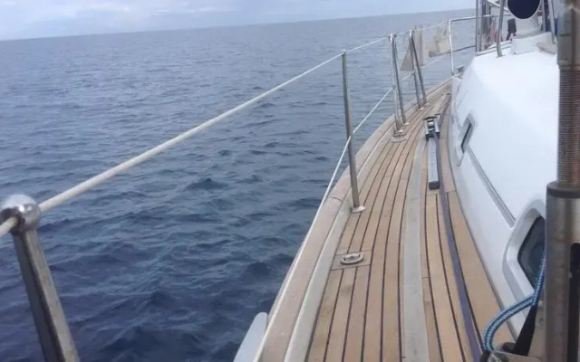 Cochiel Sail Yacht
