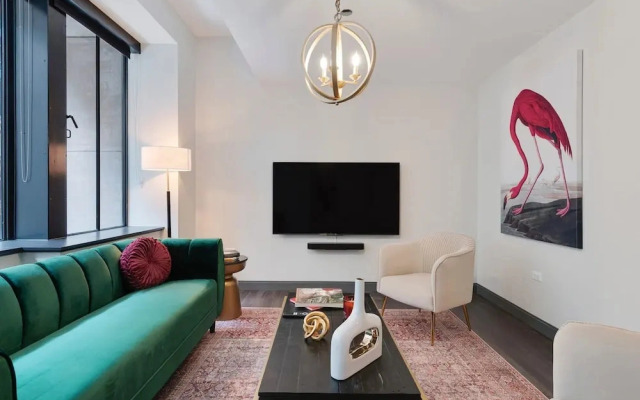 Two Units Seamless Stay Downtown Convenience