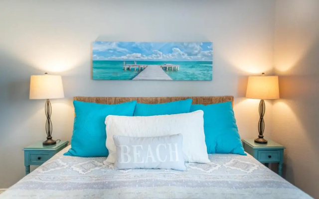 Toes In The Water by Silver Sands Vacation Rentals