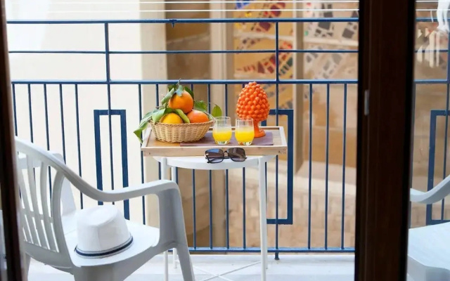 Bb Mhal Kitaall Rooms With Kitchen