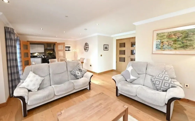 Inverness City Apartment