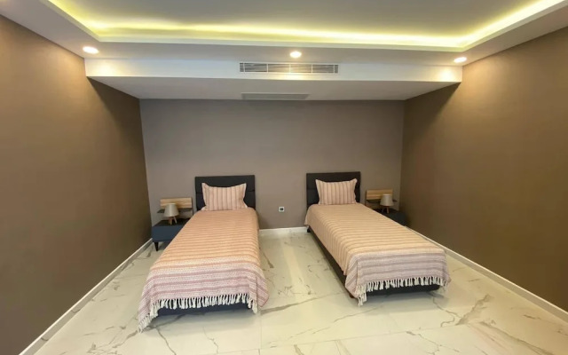 Yalıkavakta 4 Odalı Villa BD4150