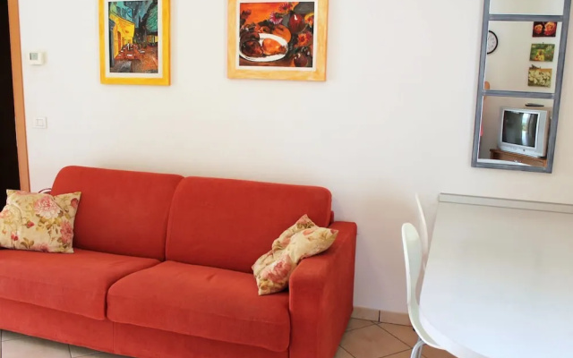 Balletic Holiday Home in Lazise With Swimming Pool