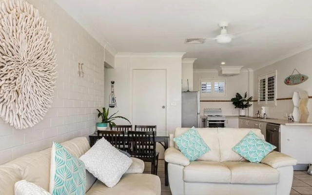 Absolute Beachfront Apartments Lennox Head