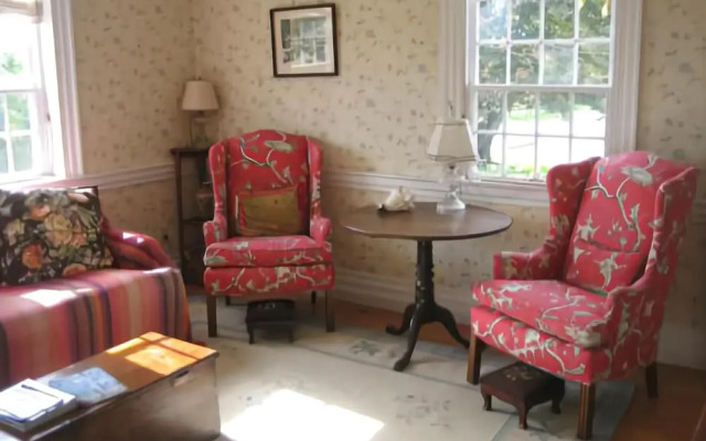 Cobblestone Farm - Six Bedroom Home