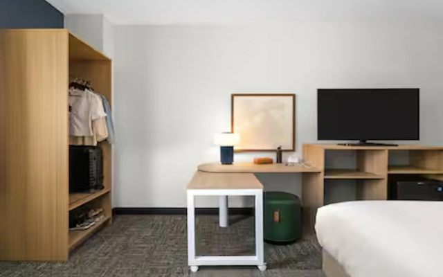 Spark by Hilton La Crosse Onalaska