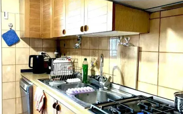 Loquat Tree B&B (stazione MRT Ponale)
