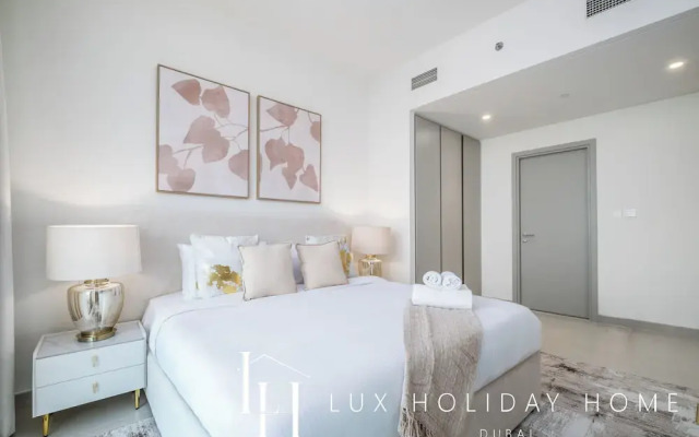 LUX  The Creek Palace Residence Suite 2