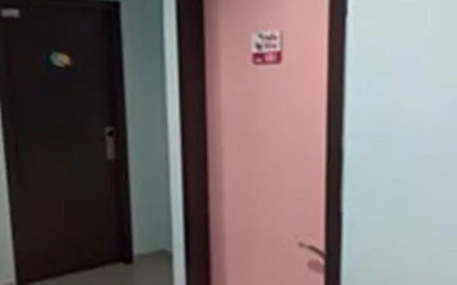 Dolphin Hotel