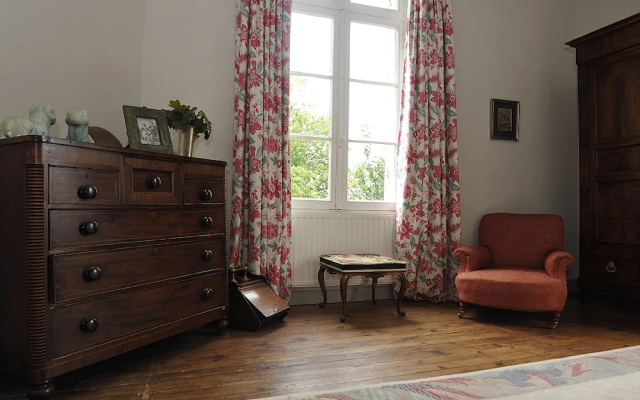 Chateau le Tour