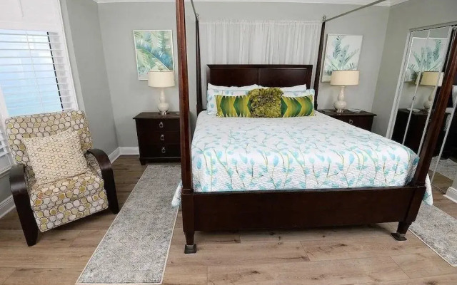 Emerald Beach 1130