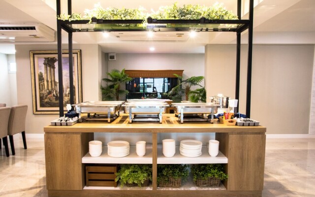 Отель B Stay Hotel Таиланд, Бангкок - отзывы, цены и фото номеров - забронировать отель B Stay Hotel онлайн