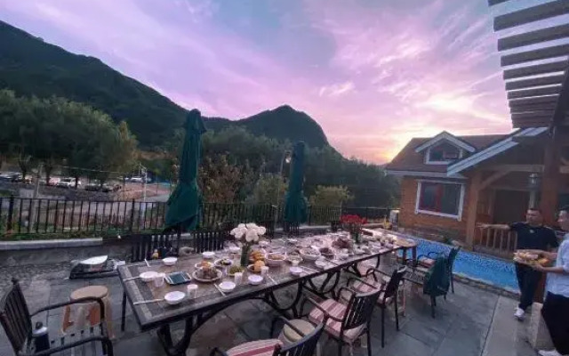 Beijing Guancheng No.9 farmyard
