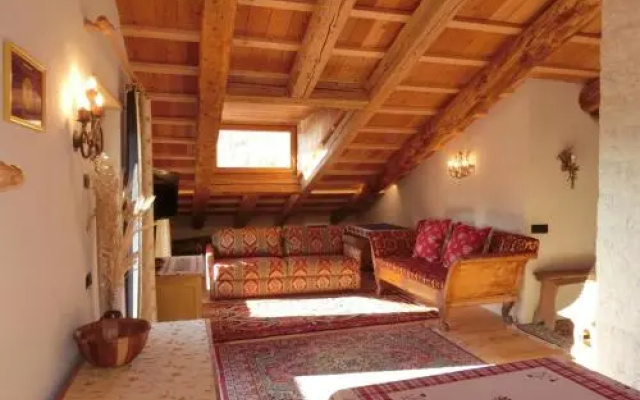 Partel Loudge