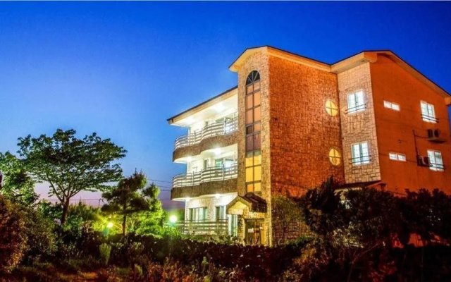 Sea & Park Pension