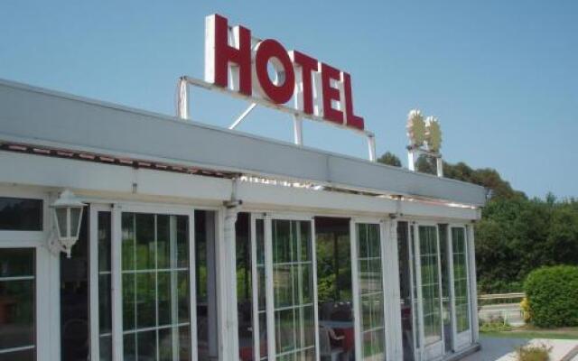 Hotel Casa Fernando Ii Кудильеро вид на фасад