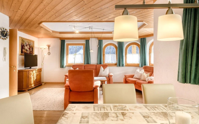 Haus Alvier - 3-zimmer Fewo Rothorn mit Terrasse