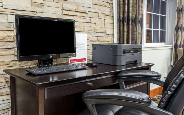 Ramada by Wyndham Portland