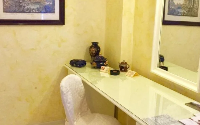 Hotel Villa Leri
