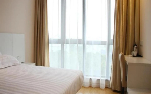 Hanting Express Jiading Middle Dengliu Road