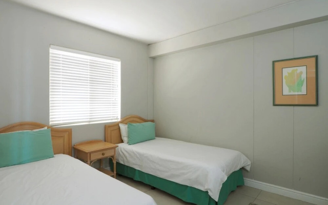 Dolphin Beach H103