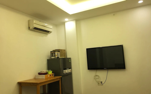 Smiley Apartment 7- A4 Seviced studio with balcony