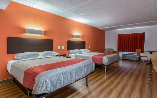 Motel 6 Cartersville - White GA