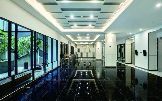 THE 1O1 Jakarta Airport CBC