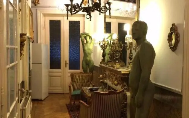 Imre Guest House